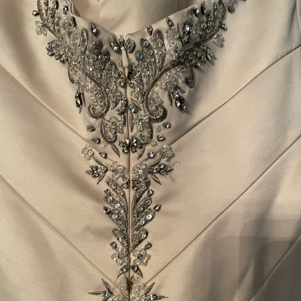 Paloma Blanca Wedding Dress
